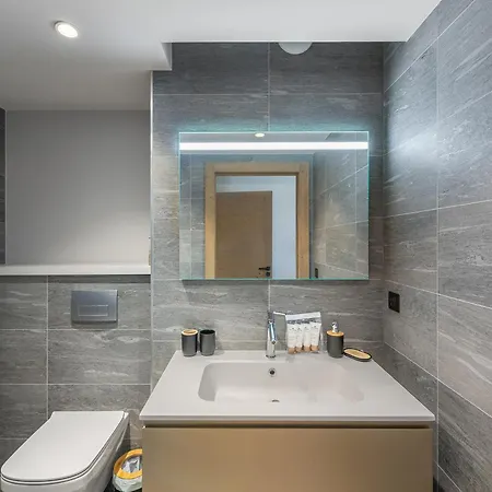 Lumineux Avec Spa, Piscine Et Sauna Pour 7 Personnes Near - Fr-1-569-132 * Megeve